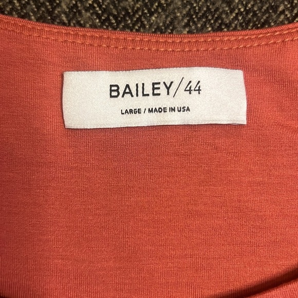 Bailey 44 Peach Rose Wrap Style Blouse with Satin Style Overlay sz Large - Picture 4 of 9